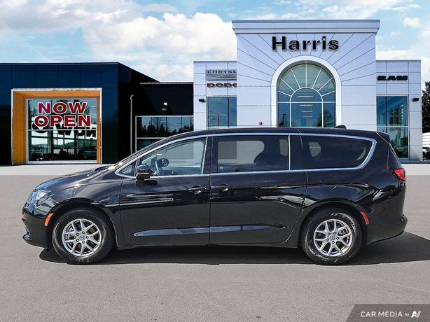 2024 Chrysler Grand Caravan SXT | Heated Seats | Power Liftgate! image 3