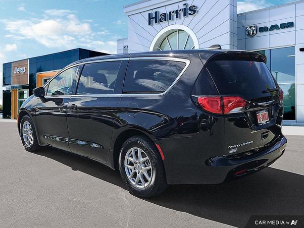 2024 Chrysler Grand Caravan SXT | Heated Seats | Power Liftgate! image 4