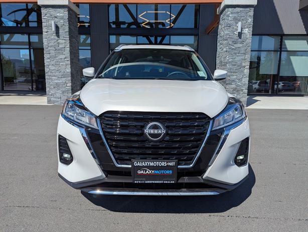 2023 Nissan Kicks SV - Heated Seats, Remote Start, Low KMs image 3
