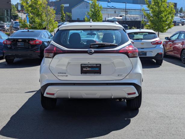 2023 Nissan Kicks SV - Heated Seats, Remote Start, Low KMs image 7