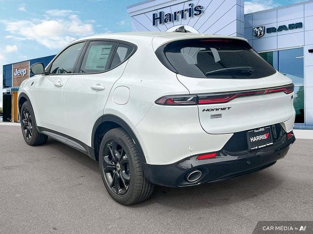 2024 Dodge Hornet R/T image 4