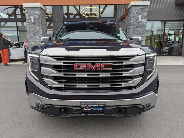 2024 GMC Sierra 1500 SLE - 5.3L V8, Crew Cab, Short Box, RWD image 3
