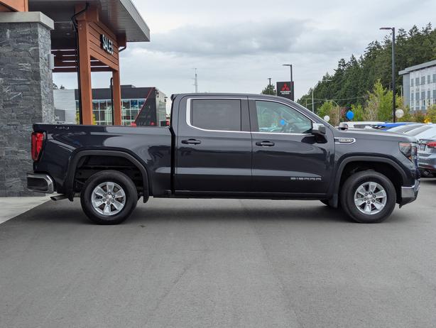 2024 GMC Sierra 1500 SLE - 5.3L V8, Crew Cab, Short Box, RWD image 5