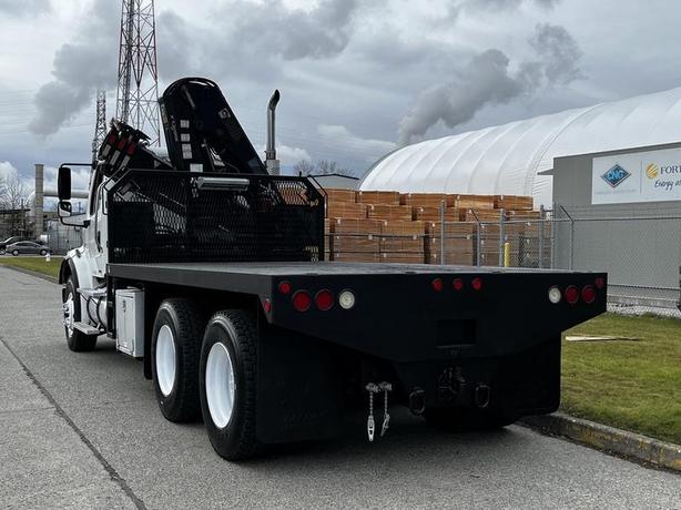 2006 Freightliner M2 112 15 foot Flat Deck With Hiab Crane Diesel image 8