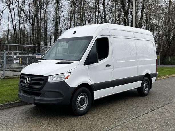 2021 Mercedes-Benz Sprinter 2500 High Roof Cargo Van 144 Inch WheelBase Diesel image 5