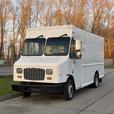 2017 Freightliner M Line MT45 Thermo King Reefer 14 Foot Step Van thumbnail image 4