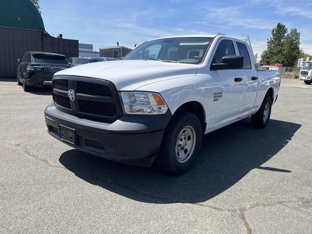2019 RAM 1500 Classic Quad Cab 4WD image 1