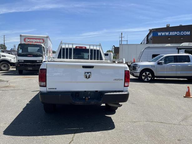 2019 RAM 1500 Classic Quad Cab 4WD image 4