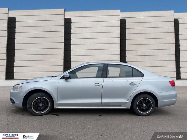 2013 Volkswagen Jetta Highline DIESEL!! AUTO, FABRIC SEATS GREY INTERIOR, AUTO W image 3