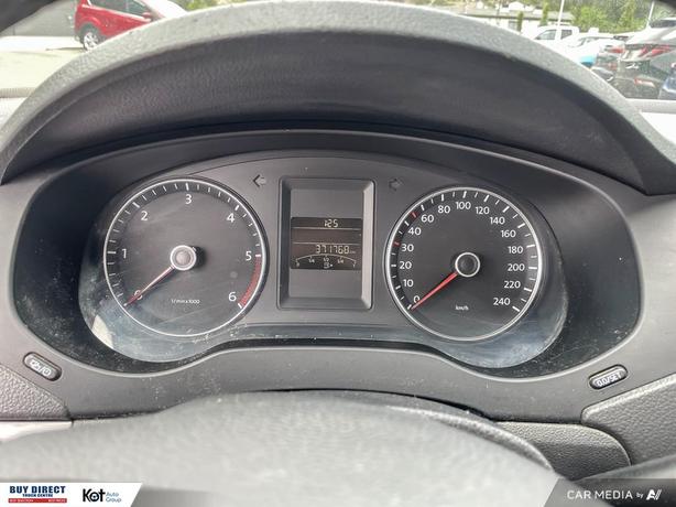 2013 Volkswagen Jetta Highline DIESEL!! AUTO, FABRIC SEATS GREY INTERIOR, AUTO W image 7