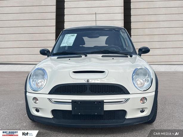 2004 MINI Cooper Hardtop S MANUAL, LEATHER SEATS, BLACK INTERIOR, SUNROOF, AUTO  image 2