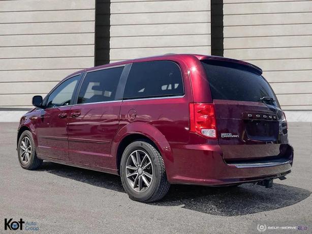 2017 DODGE GRAND CARAVAN image 4