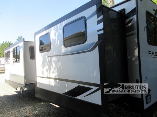 Used 2022 Keystone RV Passport GT 3401QD image 4