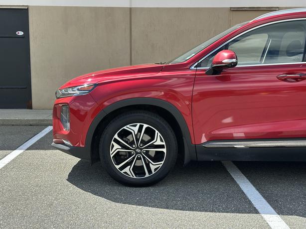 2020 Hyundai Santa Fe image 4
