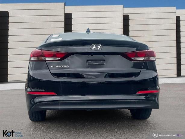 2018 HYUNDAI ELANTRA image 5