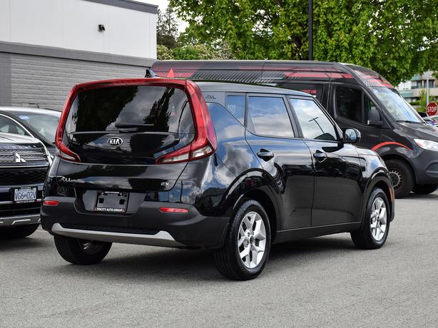 2020 Kia Soul EX - No Accidents, Heated Steering Wheel image 5
