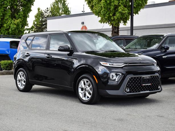 2020 Kia Soul EX - No Accidents, Heated Steering Wheel image 6