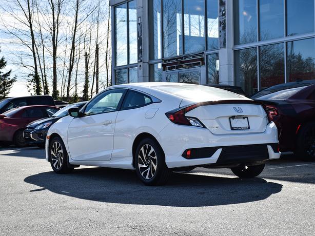 2018 Honda Civic Coupe LX - Manual, Heated Seats, Manager Demo! image 4