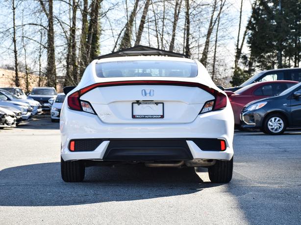 2018 Honda Civic Coupe LX - Manual, Heated Seats, Manager Demo! image 5