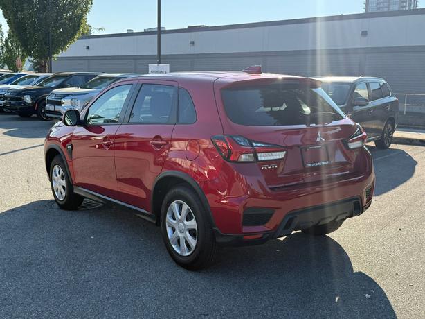 2024 Mitsubishi RVR image 7