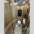 Used 2019 Fleetwood RV Discovery LXE 44H thumbnail image 6