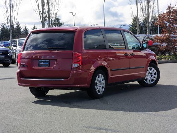 2013 Dodge Grand Caravan SE - Low Mileage, 7 Passenger image 6