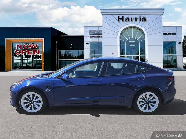 2023 Tesla Model 3 Long Range AWD | Blind Spot Monitor | Panoramic Sunroof! image 3