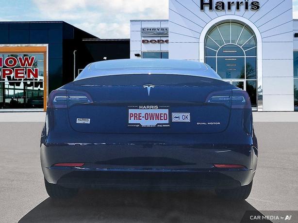 2023 Tesla Model 3 Long Range AWD | Blind Spot Monitor | Panoramic Sunroof! image 5