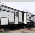 Used 2023 Palomino Puma 32BH2B thumbnail image 5