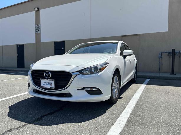 2018 Mazda MAZDA3 image 3