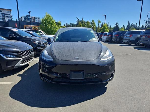 2021 Tesla Model Y Long Range AWD | No Reported Accidents! image 2