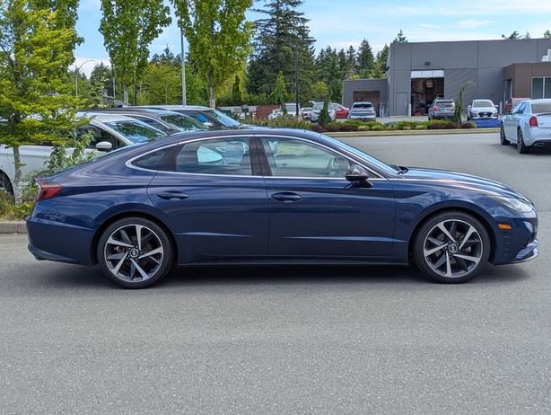 2022 Hyundai Sonata Sport - No Accidents, Sunroof, Heated Seats image 5