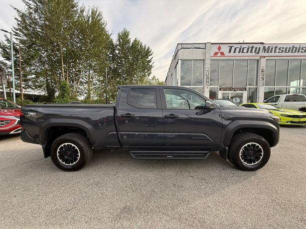 2024 Toyota Tacoma TRD Off Road - No Accidents, Heated Seats image 4