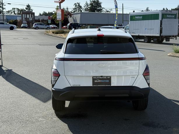 2024 Hyundai Kona Preferred AWD - Heated Seats & Air Conditioning image 7