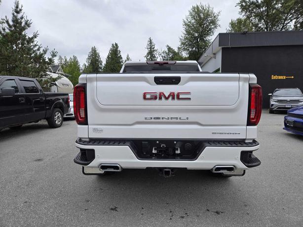 2023 GMC Sierra 1500 Denali - No Accidents, One Owner, Leather image 4