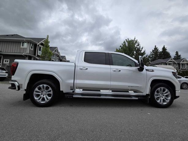 2023 GMC Sierra 1500 Denali - No Accidents, One Owner, Leather image 6