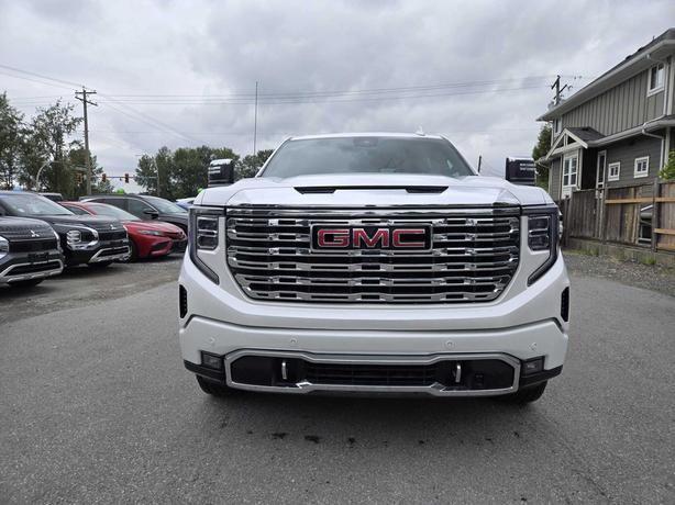 2023 GMC Sierra 1500 Denali - No Accidents, One Owner, Leather image 8