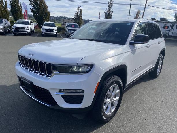 2023 Jeep Grand Cherokee Limited image 3