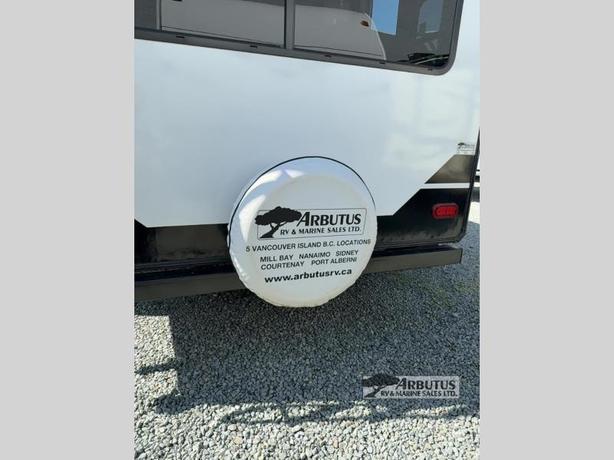 Used 2020 Grand Design Imagine 2500RL image 4