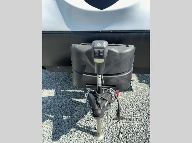 Used 2020 Grand Design Imagine 2500RL image 6
