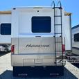 Used 2010 Thor Motor Coach Hurricane 34B thumbnail image 5