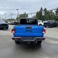 2023 Jeep Gladiator Willys thumbnail image 4
