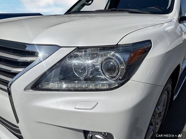 2015 Lexus LX 570 4WD 4DR Sport | Bluetooth Connect | Collision Warning! image 8