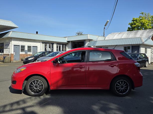 2011 Toyota Matrix image 4