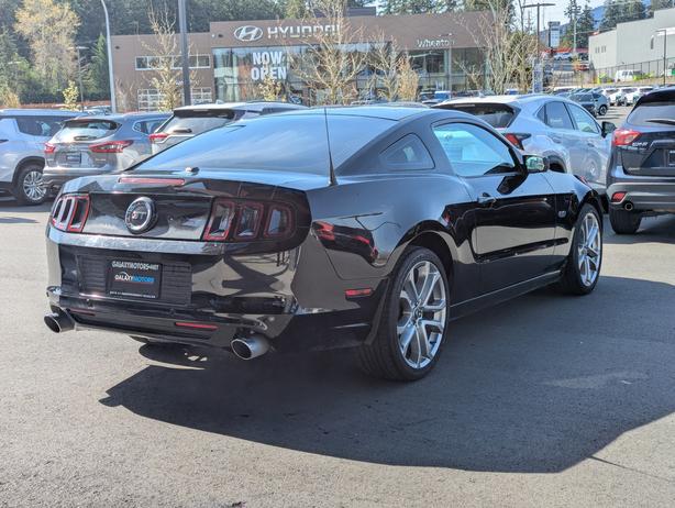 2013 Ford Mustang GT - Leather, 6-Speed, Heated Seats image 6