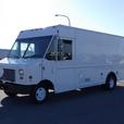 2009 Ford Econoline E450 Step Cargo Van Dually thumbnail image 5