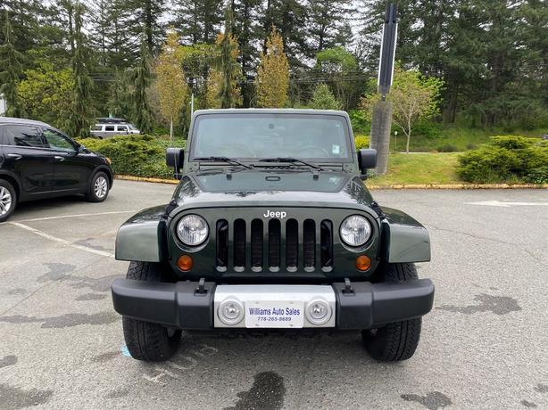 2010 Jeep  Wrangler Sahara 2door Automatic image 2