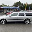 2004 Volvo  V70 AWD 2.5 Turbo Cold AC thumbnail image 8