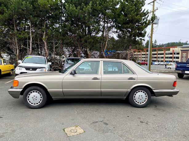 1990 Mercedes-Benz  300 SE S Class REDUCED ON SALE image 8