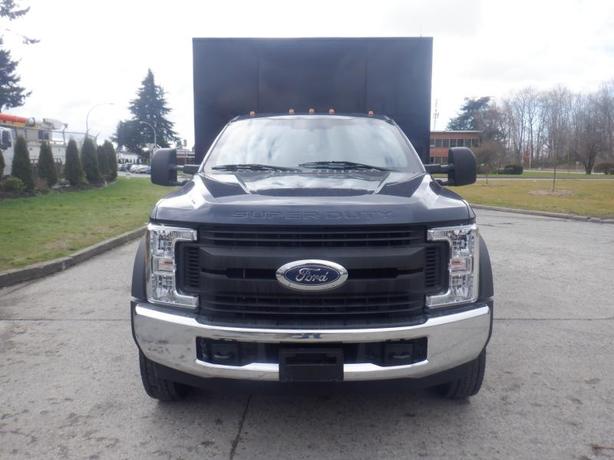 2017 Ford F-550 12 Foot Armoured Cube Truck With Bullet-Proof Glass And Power Ta image 3